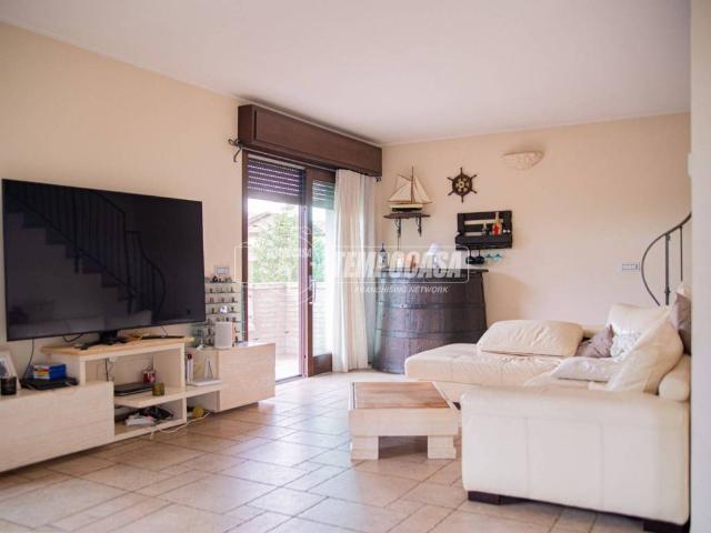 Villa Indipendente in vendita a Cervia, Reggio Emilia