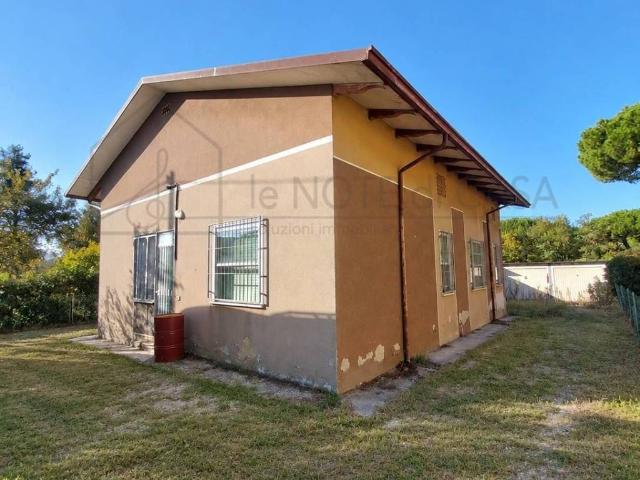 Villa Indipendente in vendita a Pinarella di Cervia, Cervia