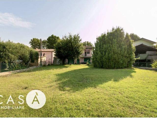 Villa Indipendente in vendita a Savio, Cervia