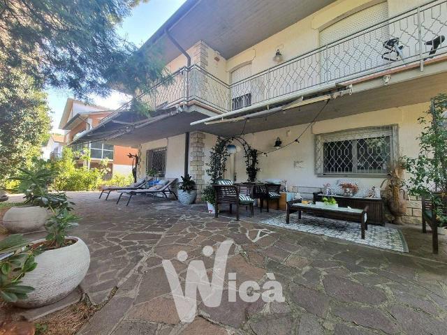 Villa Indipendente in vendita a Milano Marittima, Cervia