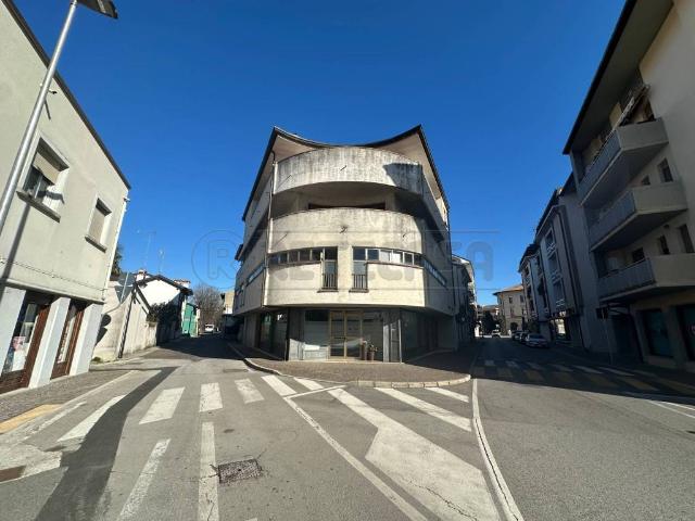 Villa Indipendente in vendita a Cervignano Del Friuli, Friuli-Venezia Giulia
