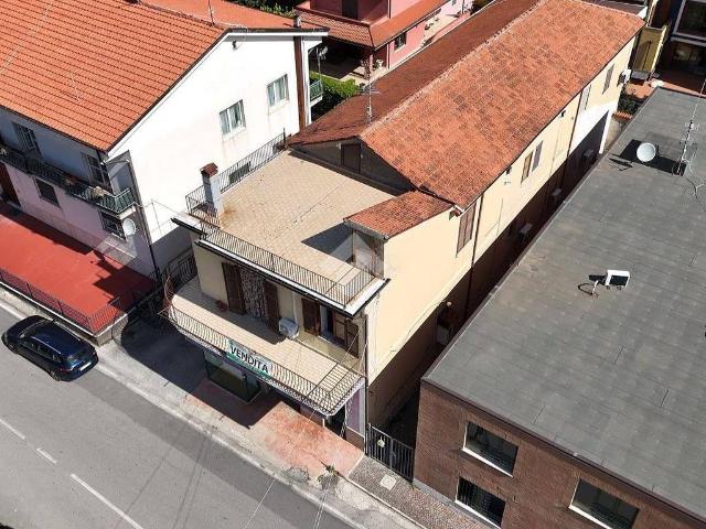 Villa Indipendente in vendita a Cervinara, Campania