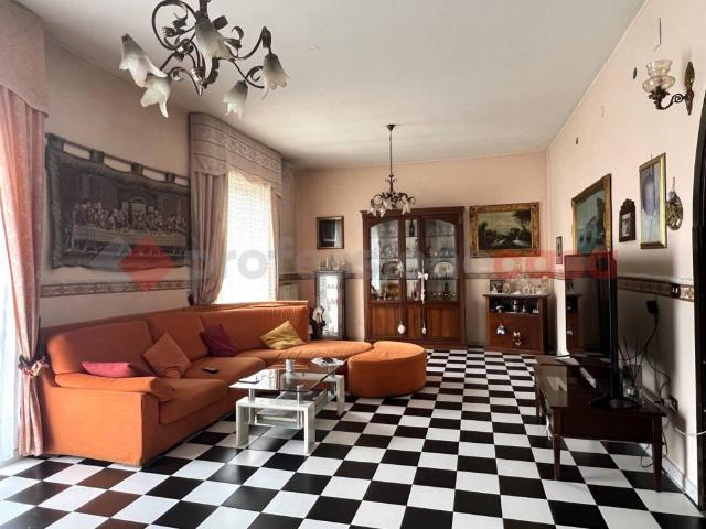 Villa Indipendente in vendita a Cervinara, Campania