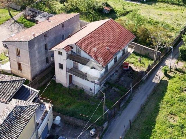 Villa Indipendente in vendita a Cervinara, Campania