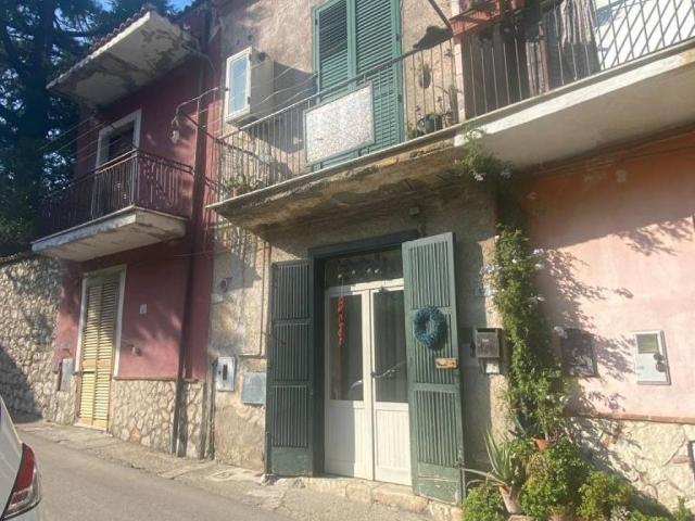 Villa Indipendente in vendita a Cervinara, Campania