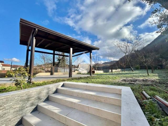 Villa Indipendente in vendita a Valle, Cervinara