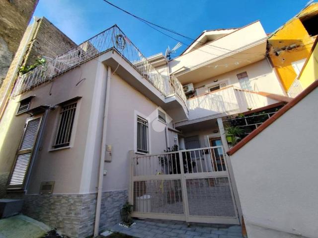 Villa Indipendente in vendita a Cervino, Campania