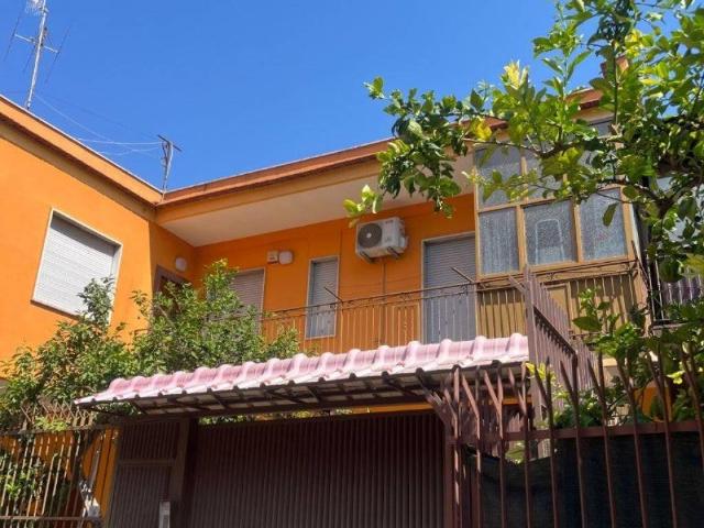 Villa Indipendente in vendita a Cesa, Campania