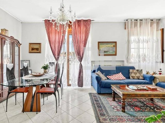 Villa Indipendente in vendita a Cesano Maderno, Lombardia