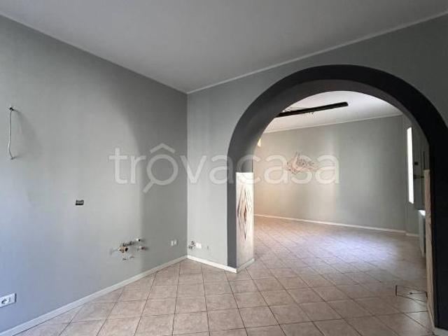 Villa Indipendente in vendita a Cesano Maderno, Lombardia