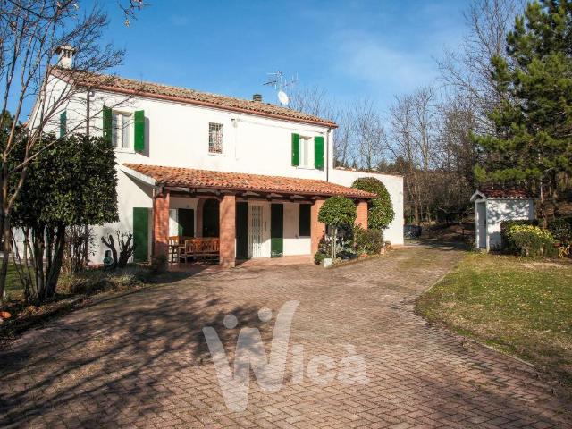 Villa Indipendente in vendita a Unione dei comuni Valle del Savio, Cesenà