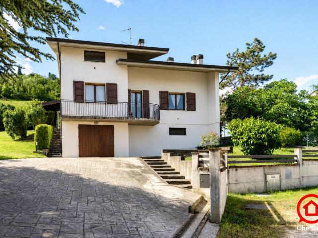 Villa Indipendente in vendita a Unione dei comuni Valle del Savio, Cesenà