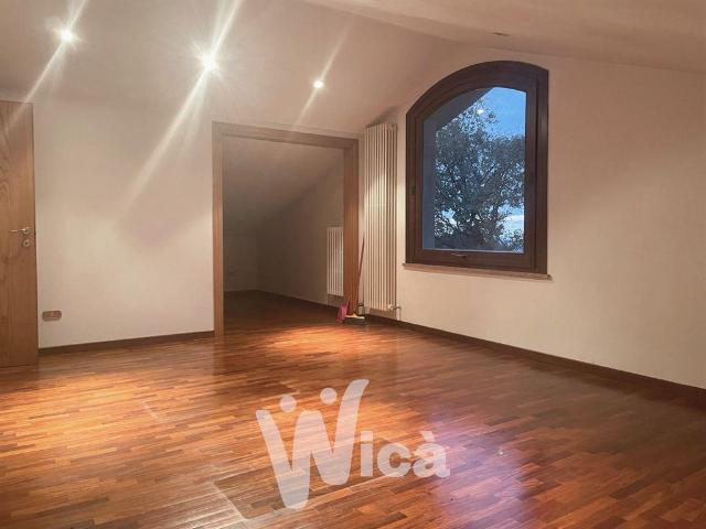 Villa Indipendente in vendita a Unione dei comuni Valle del Savio, Cesenà