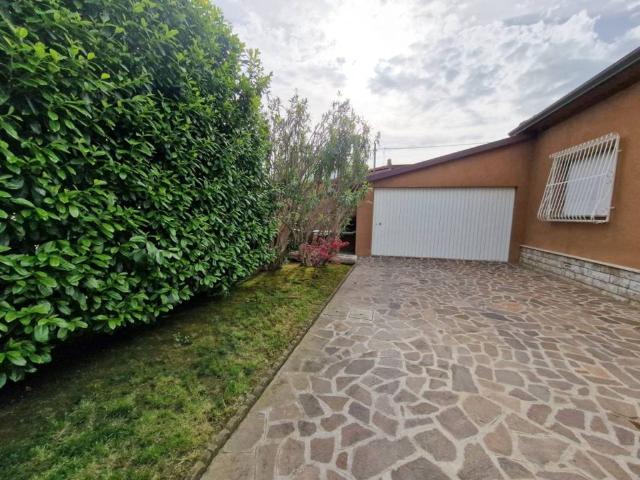 Villa Indipendente in vendita a Unione dei comuni Valle del Savio, Cesenà