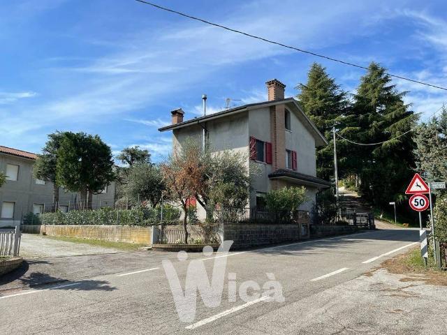 Villa Indipendente in vendita a Unione dei comuni Valle del Savio, Cesenà