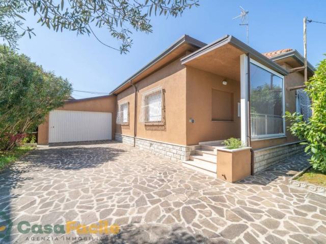 Villa Indipendente in vendita a Unione dei comuni Valle del Savio, Cesenà
