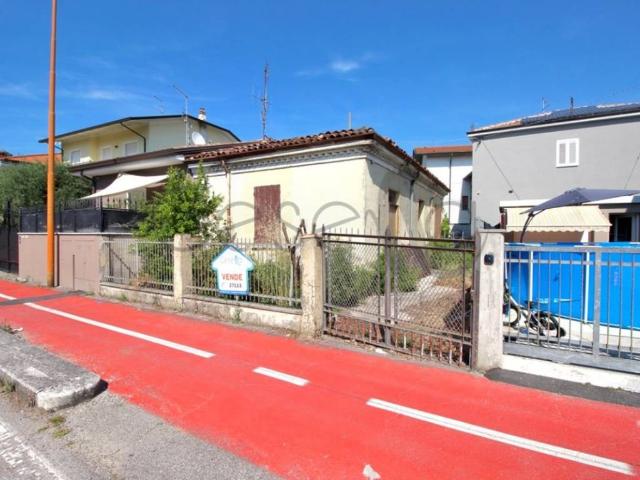 Villa Indipendente in vendita a Unione dei comuni Valle del Savio, Cesenà