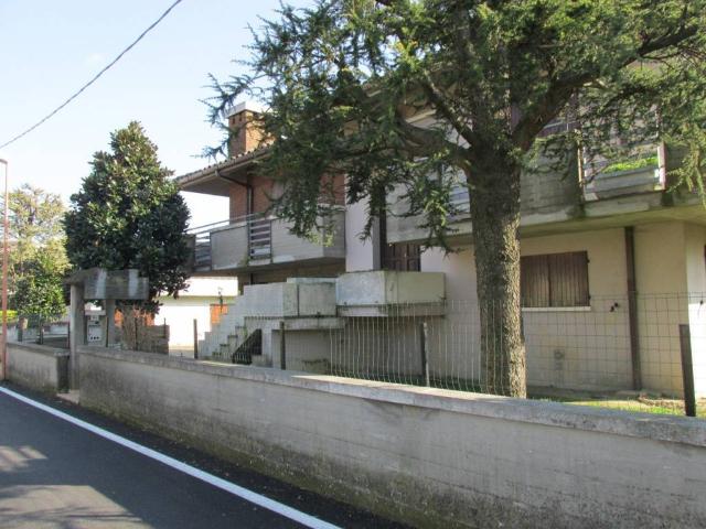 Villa Indipendente in vendita a Unione dei comuni Valle del Savio, Cesenà