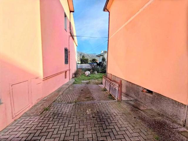 Villa Indipendente in vendita a Unione dei comuni Valle del Savio, Cesenà