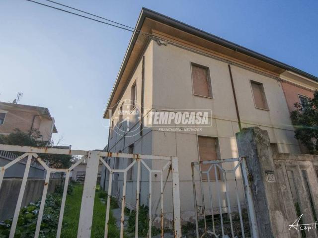Villa Indipendente in vendita a Quartiere Centro Urbano, Cesenà