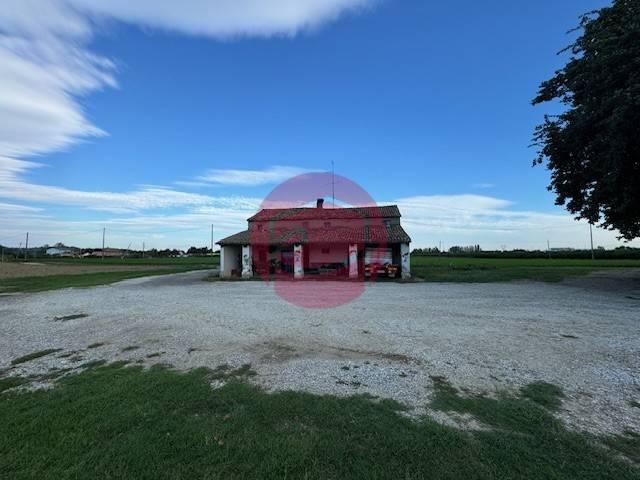 Villa Indipendente in vendita a Unione dei comuni Valle del Savio, Cesenà
