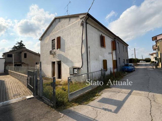 Villa Indipendente in vendita a Unione dei comuni Valle del Savio, Cesenà