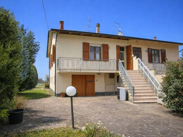 Villa Indipendente in vendita a Unione dei comuni Valle del Savio, Cesenà