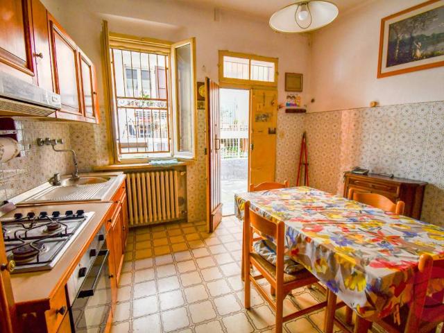 Villa Indipendente in vendita a Quartiere Centro Urbano, Cesena