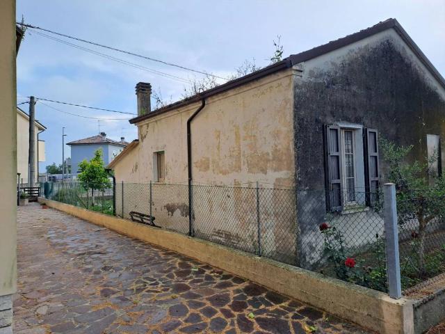Villa Indipendente in vendita a Unione dei comuni Valle del Savio, Cesenà