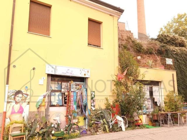 Villa Indipendente in vendita a Ponte Abbadesse, Cesenà