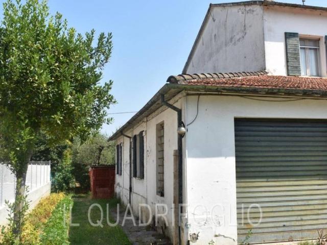 Villa Indipendente in vendita a Unione dei comuni Valle del Savio, Cesenà