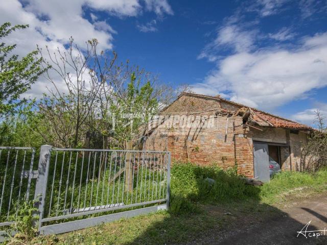 Villa Indipendente in vendita a Unione dei comuni Valle del Savio, Cesenà