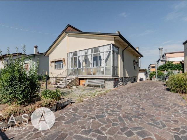 Villa Indipendente in vendita a Sala di Cesenatico, Cesenatico