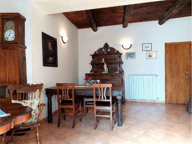 Villa Indipendente in vendita a Cesio, Liguria