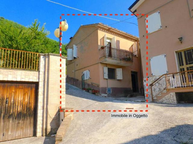 Villa Indipendente in vendita a Marche, Macerata