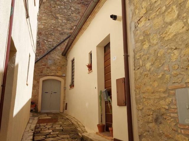 Villa Indipendente in vendita a Cetona, Toscana