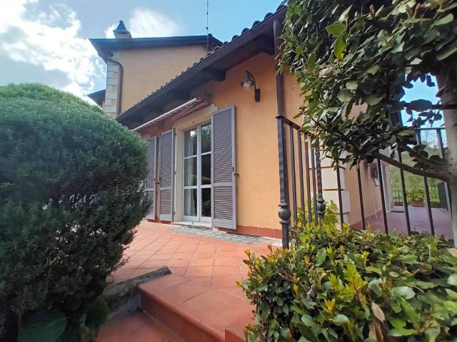 Villa Indipendente in vendita a Cetona, Toscana