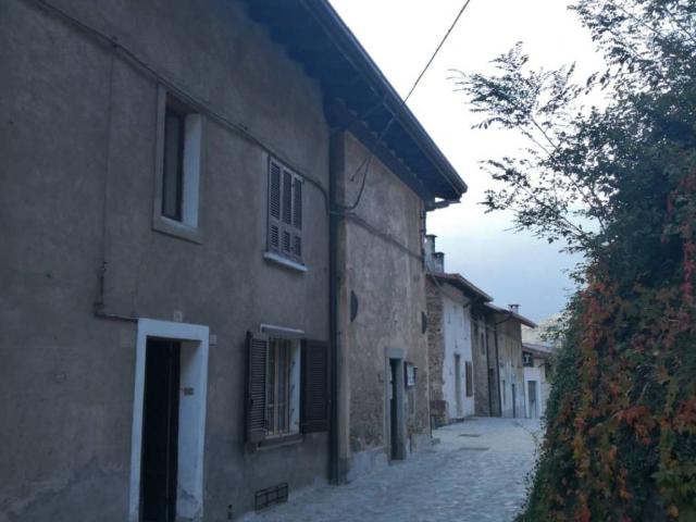Villa Indipendente in vendita a Comunità montana della valle Camonica, Cevo