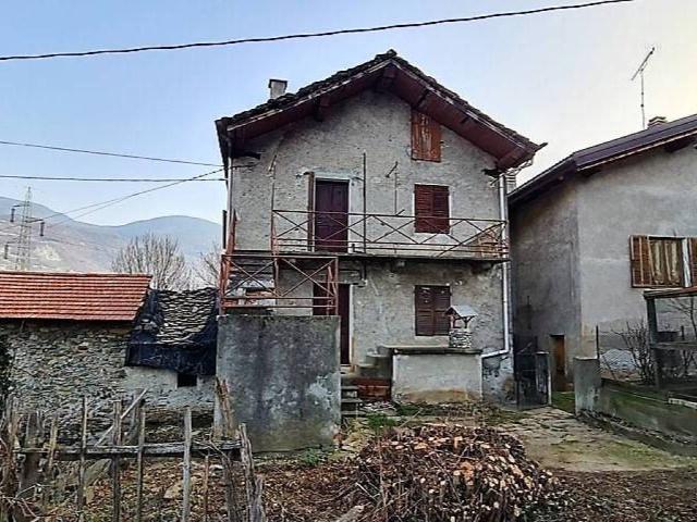 Villa Indipendente in vendita a Chambave, Aosta