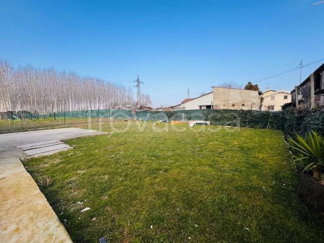 Villa Indipendente in vendita a Cerea, Veneto