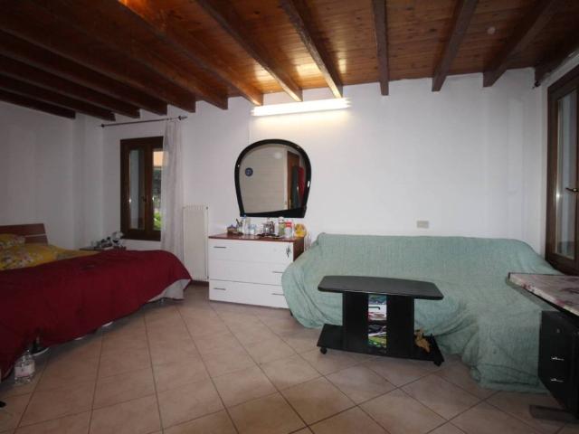 Villa Indipendente in vendita a Chiampo, Veneto