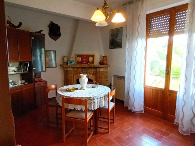 Villa Indipendente in vendita a Chianciano Terme, Toscana