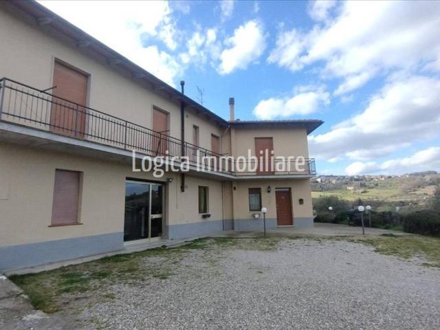 Villa Indipendente in vendita a Chianciano, Chianciano Terme