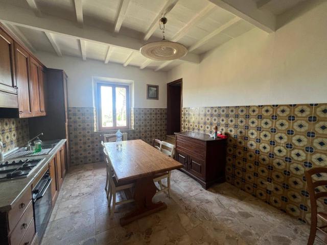 Villa Indipendente in vendita a Chianni, Toscana