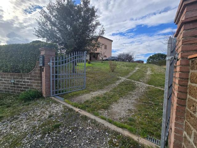 Villa Indipendente in vendita a Chianni, Toscana