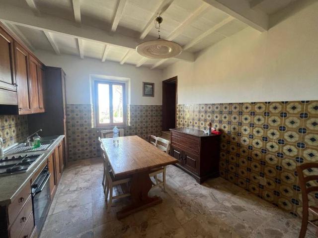 Villa Indipendente in vendita a Chianni, Toscana