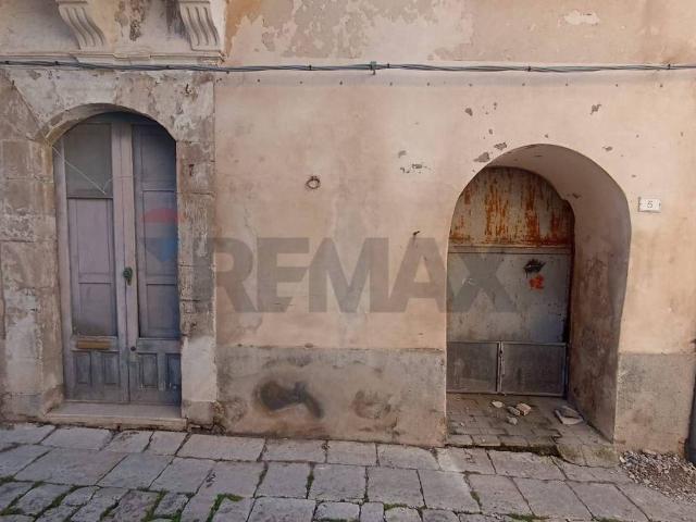Villa Indipendente in vendita a Chiaramonte Gulfi, Sicilia