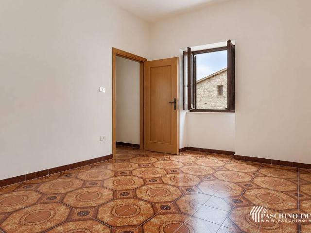 Villa Indipendente in vendita a Chiaramonti, Sardigna/Sardegna