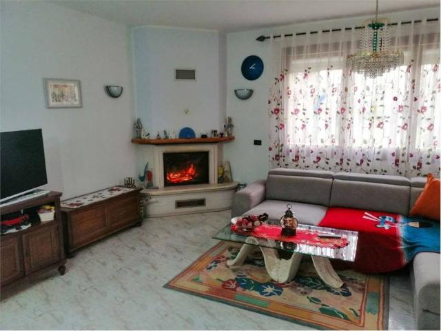 Villa Indipendente in vendita a Chiarano, Veneto