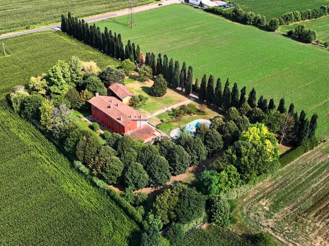 Villa Indipendente in vendita a Chiari, Lombardia